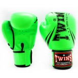 Детские боксерские перчатки Twins Special с рисунком (FBGVS3-TW6 green)